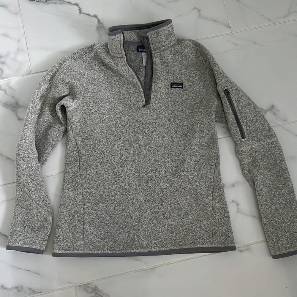Patagonia quarter zip fleece
